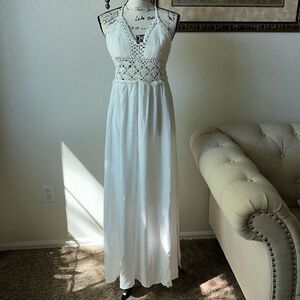 Lilbetter White Maxi Dress Crochet Knit Halter Top Open Back Women's NEW